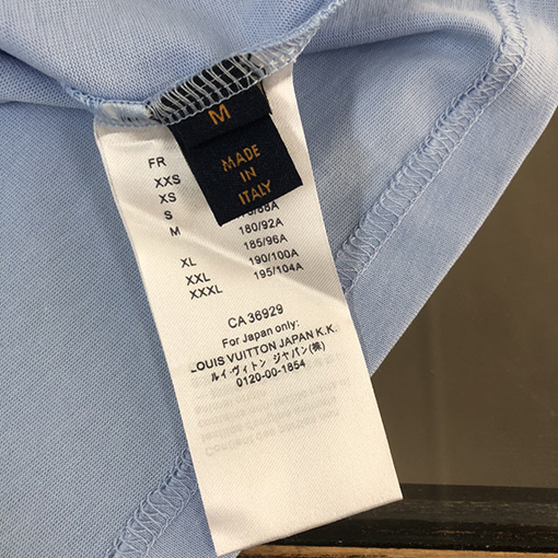 ルイヴィトン プリントロゴ柄半袖Tシャツ