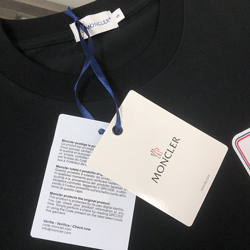 モンクレール ロゴプリントデザイン半袖Tシャツ