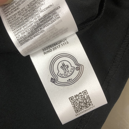 モンクレール ロゴプリントデザイン半袖Tシャツ