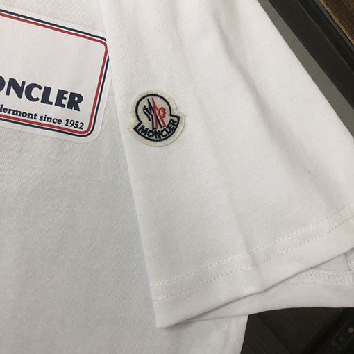 モンクレール ロゴプリントデザイン半袖Tシャツ
