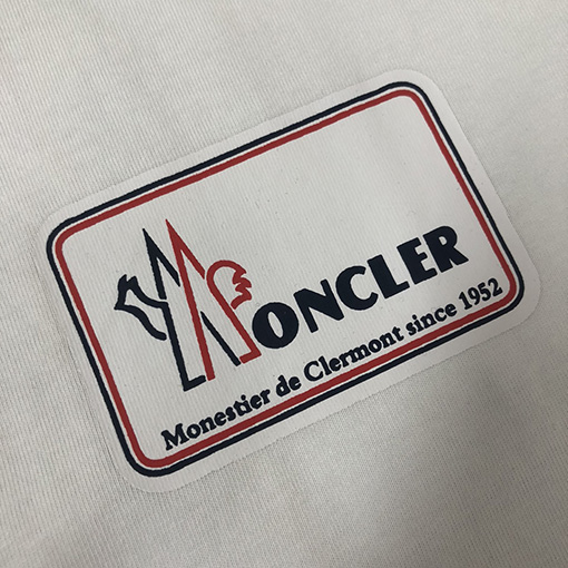 モンクレール ロゴプリントデザイン半袖Tシャツ