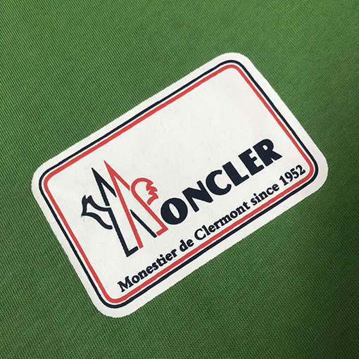 モンクレール ロゴプリントデザイン半袖Tシャツ