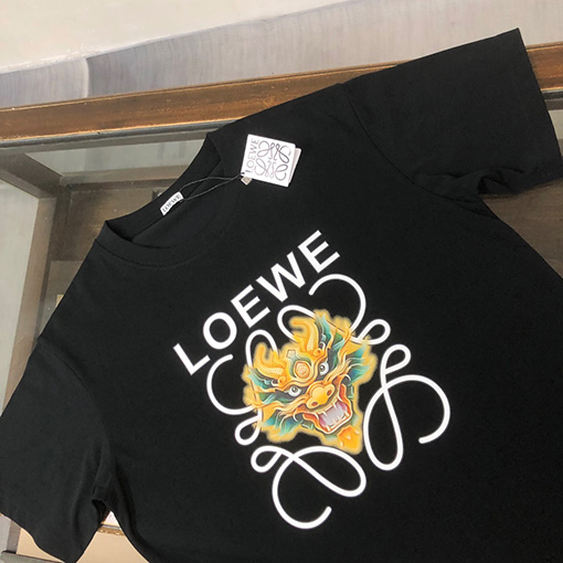ロエベ 新しいドラゴン年のロゴ半袖Tシャツ