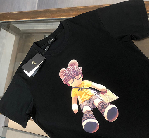 フェンディコピー  胸の前の楽しいロゴ半袖Tシャツ