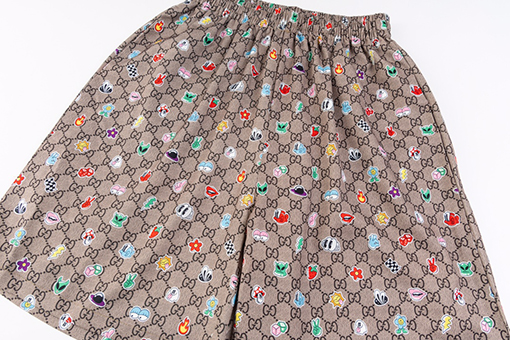グッチスーパーコピー ショーモデルのスーツパンツ