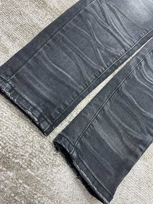 アミリコピー ツートーンシャイニースパンコール刺繍デニムパンツ