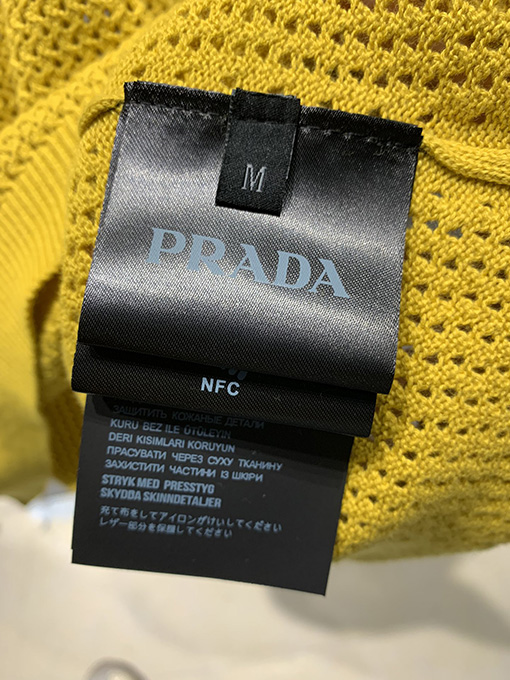 プラダ メッシュニットベスト
