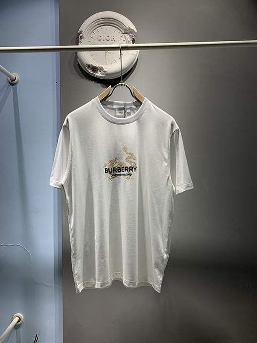 バーバリー   ドラゴンイヤー刺繍半袖Tシャツ