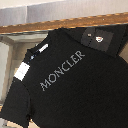 モンクレール アルファベットプリントロゴ半袖Tシャツ