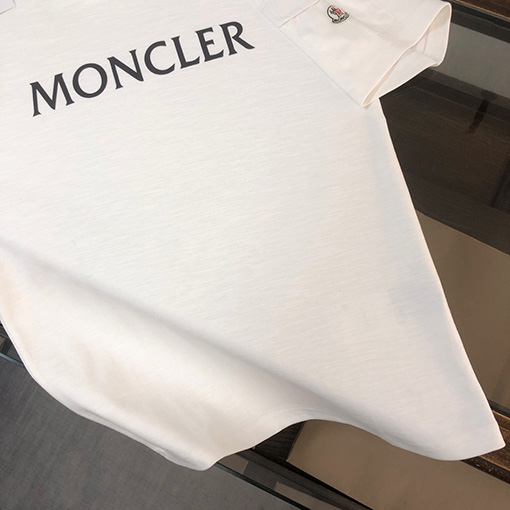 モンクレール アルファベットプリントロゴ半袖Tシャツ