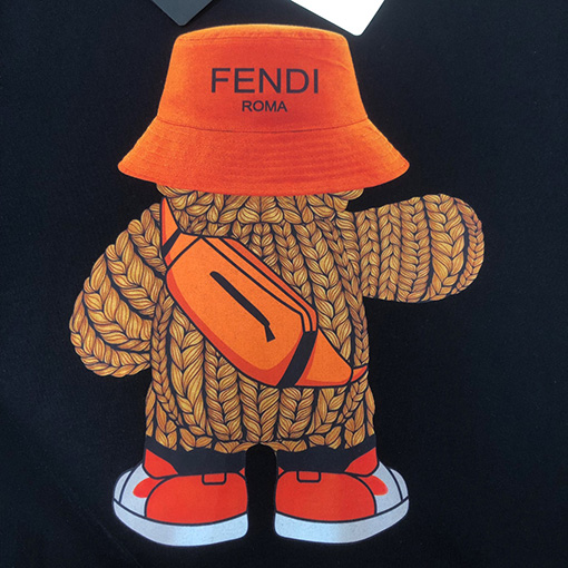 フェンディ   バックパックくまのプリント半袖Tシャツ