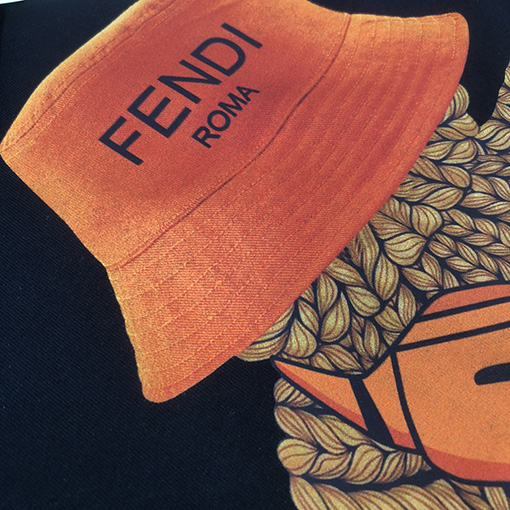 フェンディ   バックパックくまのプリント半袖Tシャツ