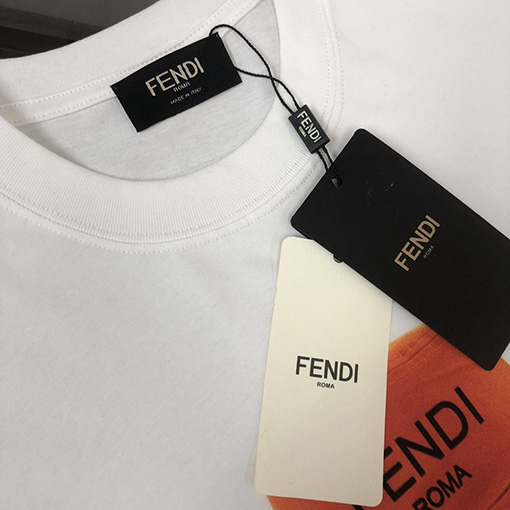 フェンディ   バックパックくまのプリント半袖Tシャツ