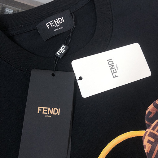 フェンディ 楽しいくまのプリントデザイン半袖Tシャツ