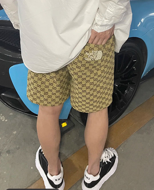 グッチ GUCC X North Face モノグラム ショートパンツ