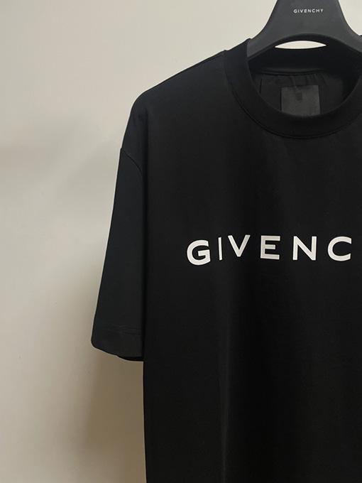 ジバンシイ   クラシックアルファベット半袖Tシャツ