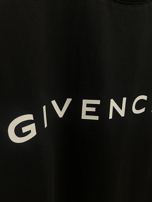 ジバンシイ   クラシックアルファベット半袖Tシャツ