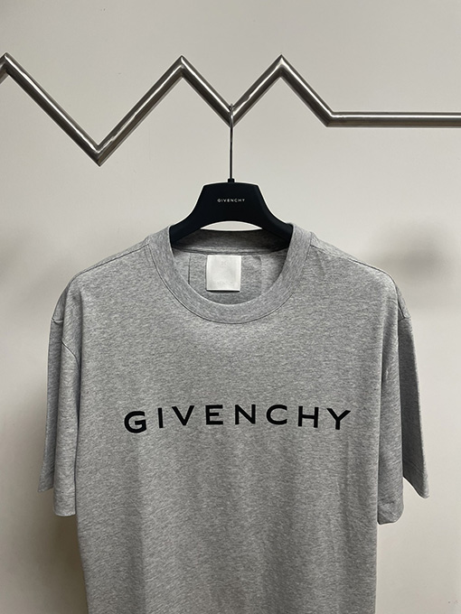 ジバンシイ   クラシックアルファベット半袖Tシャツ