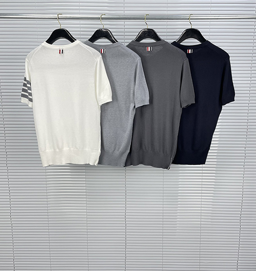 トムブラウン 新しいニットクルーネック半袖シャツ