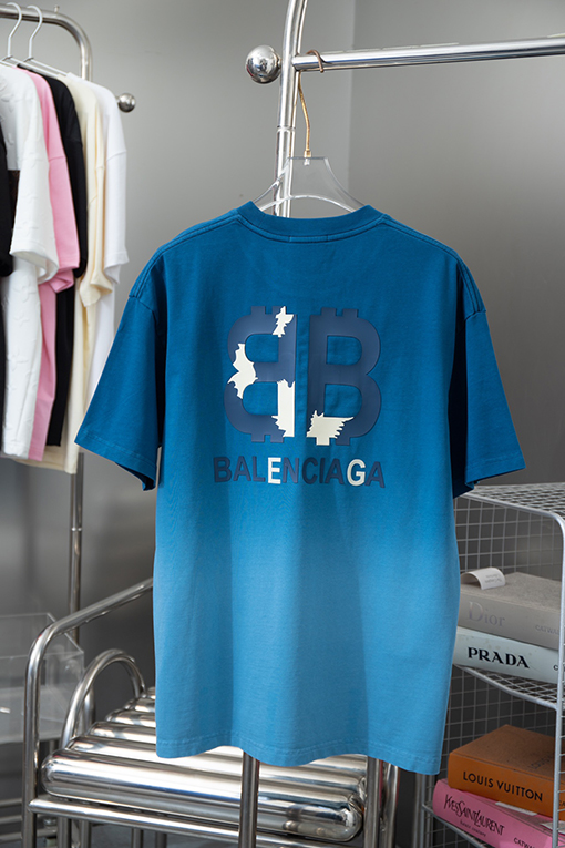 バレンシアガ   新しいクラシックロゴデザイン半袖Tシャツ
