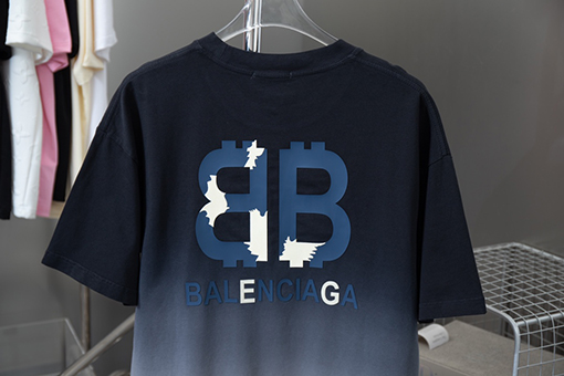 バレンシアガ   新しいクラシックロゴデザイン半袖Tシャツ