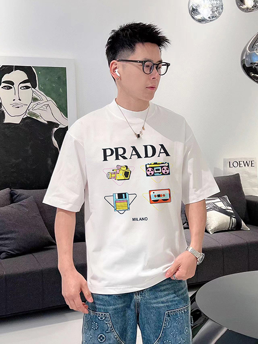プラダ   クラシックロゴプリント半袖Tシャツ