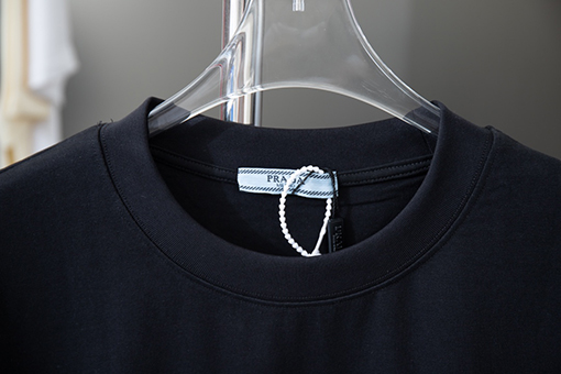 プラダ   クラシックロゴプリント半袖Tシャツ