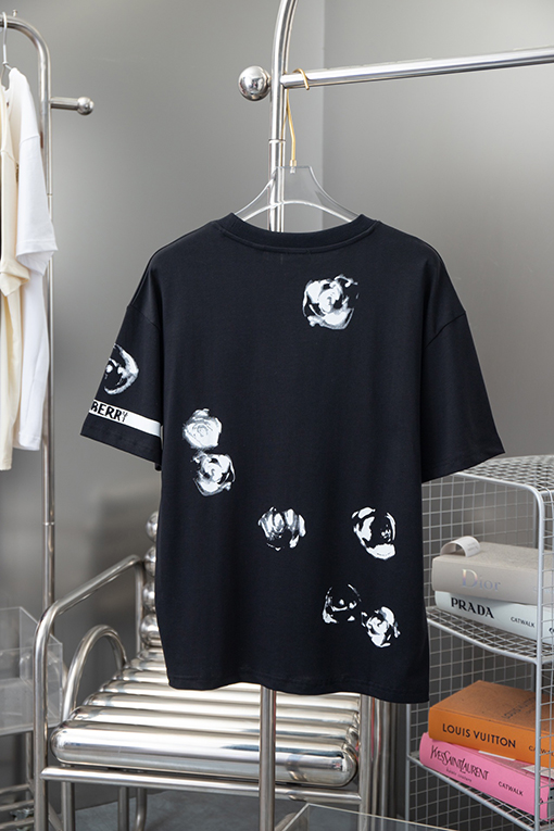 バーバリー ブルーローズシリーズ半袖Tシャツ