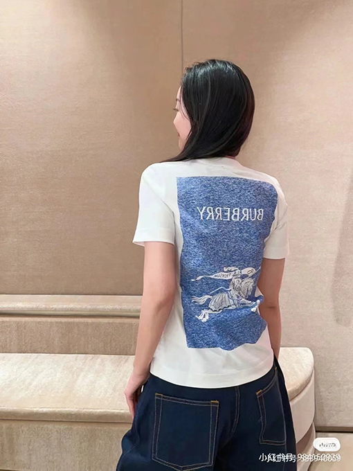 バーバリーコピー バック プリント半袖Tシャツ