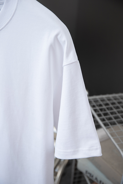 バーバリーコピー バック プリント半袖Tシャツ