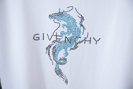 ジバンシイ  ドラゴン年ラインストーン図半袖Tシャツ