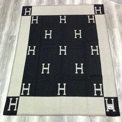 エルメス  両面刺繍ブランケット