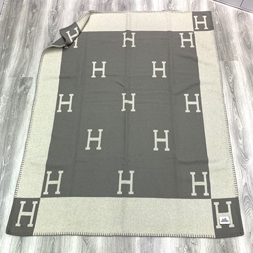 エルメス  両面刺繍ブランケット