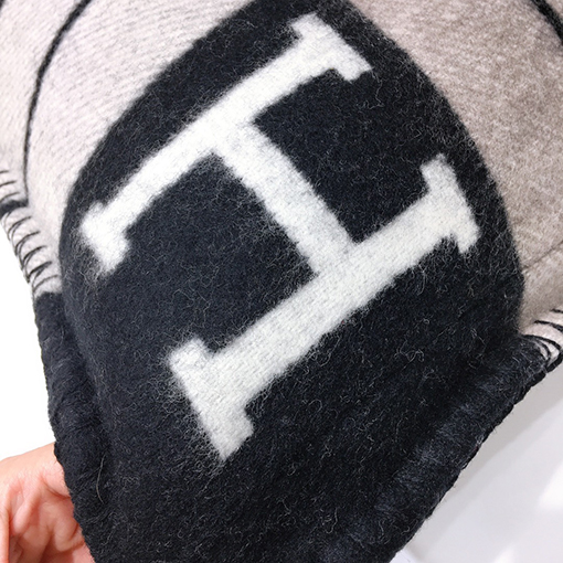 エルメス ファッションプリントクッション