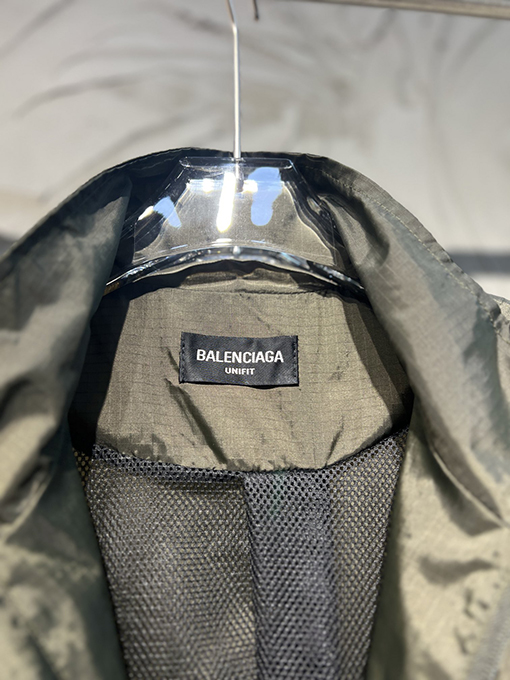 バレンシアガスーパーコピー  チェック柄スポーツウインドブレーカージャケット