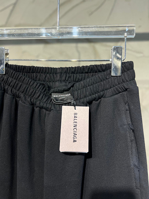 バレンシアガ クラフトパンツを古くパンツ
