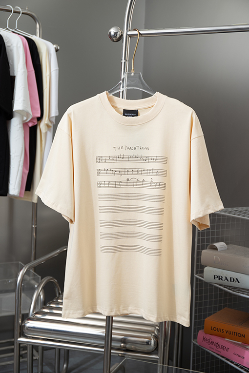 バレンシアガ 前後プリント半袖Tシャツ