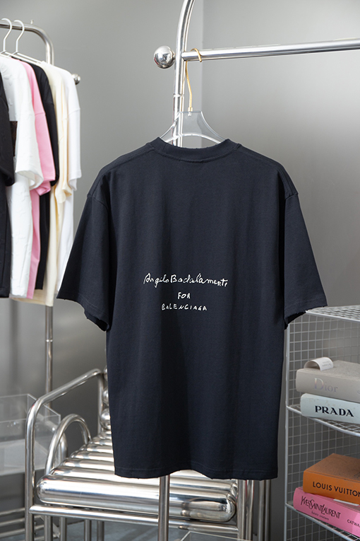 バレンシアガ 前後プリント半袖Tシャツ