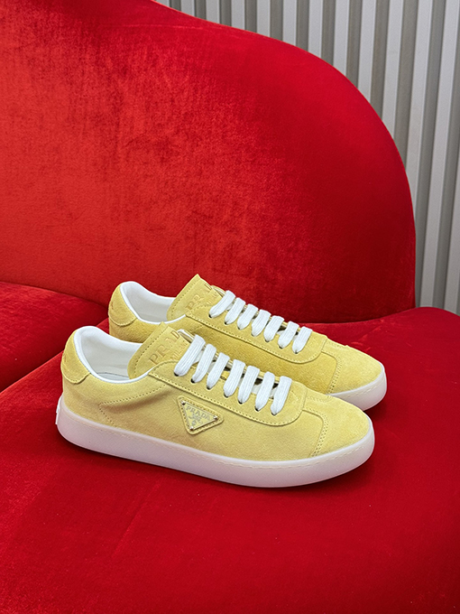 プラダ  レディース 新しいファッションビスケットのトレーニングシューズ