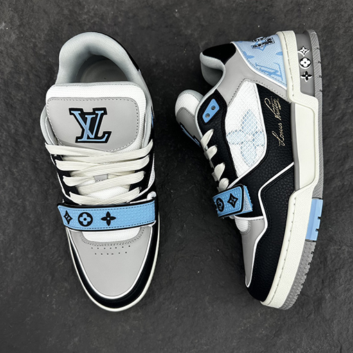 ルイヴィトン  Louis V TRAINERマジックテープシリーズ新色マリンブルースニーカー