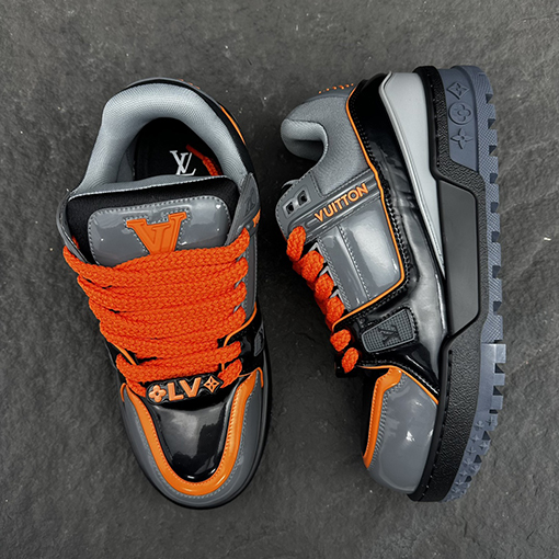 ルイヴィトン Trainer Maxi  シリーズ新色スニーカー