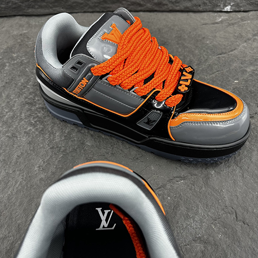 ルイヴィトン Trainer Maxi  シリーズ新色スニーカー