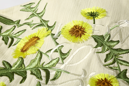 ロエベスーパーコピー 花びら刺繍工芸半袖シャツ