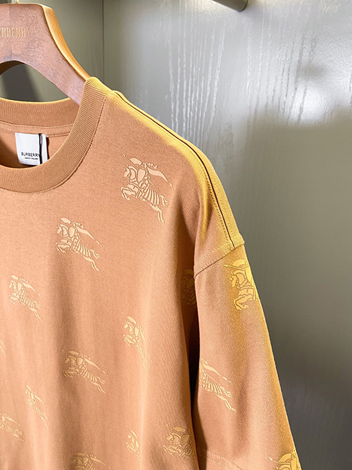バーバリー アートナイトロゴフルフラワーコットン半袖Tシャツ