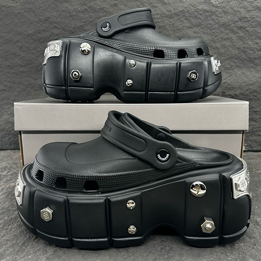 バレンシアガコピー Balenciaga x Crocs  ハードクロックスミュラースリッパサンダル