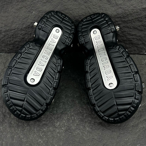 バレンシアガコピー Balenciaga x Crocs  ハードクロックスミュラースリッパサンダル