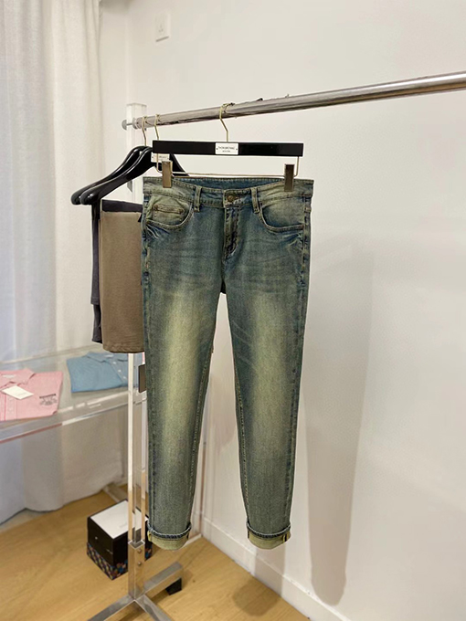 ヴァレンティノスーパーコピー 新しいウォッシュプリントストレートスキニージーンズ