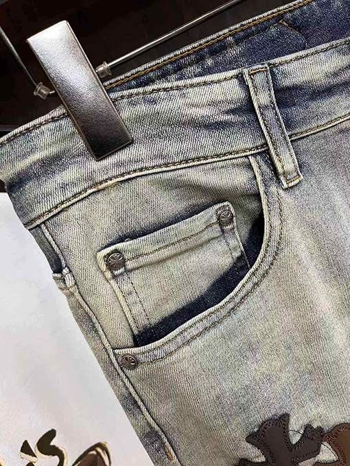 クロムハーツスーパーコピー 小さなストレートジーンズ