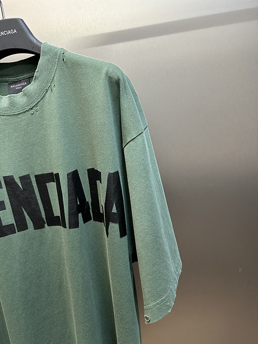 バレンシアガ   ゴムとアルファベットの半袖Tシャツ