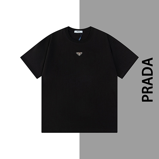 プラダ   小さなラベルのずれた襟の半袖Tシャツ